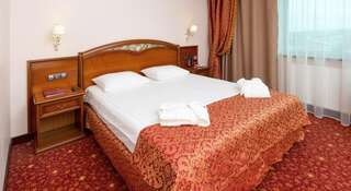 Гостиница Ринг Премьер Отель Ярославль Улучшенный двухместный номер с 1 кроватью-2